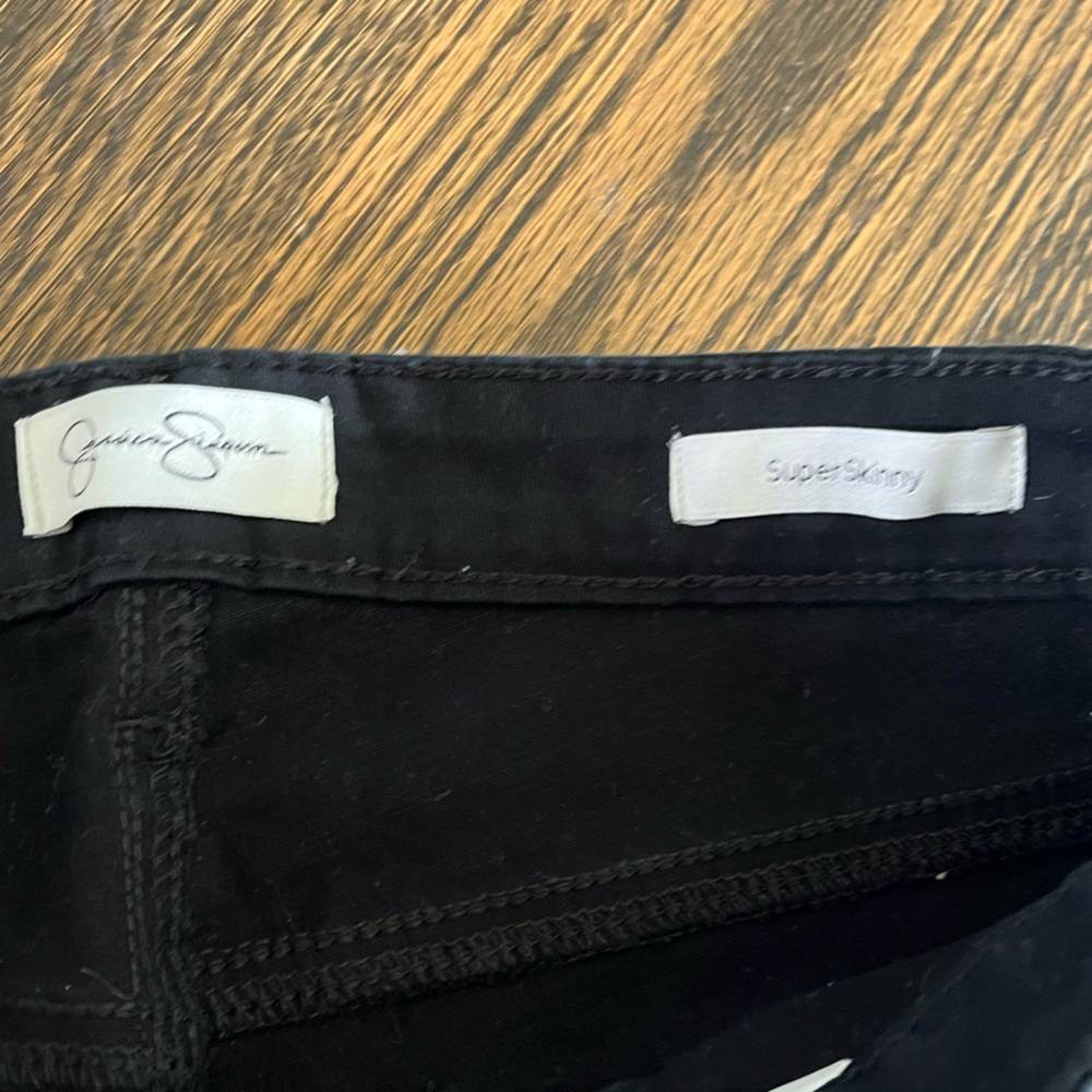 🔥Jessica Simpson 12/31 black shine super skinny has stretch like new - Picture 4 of 5